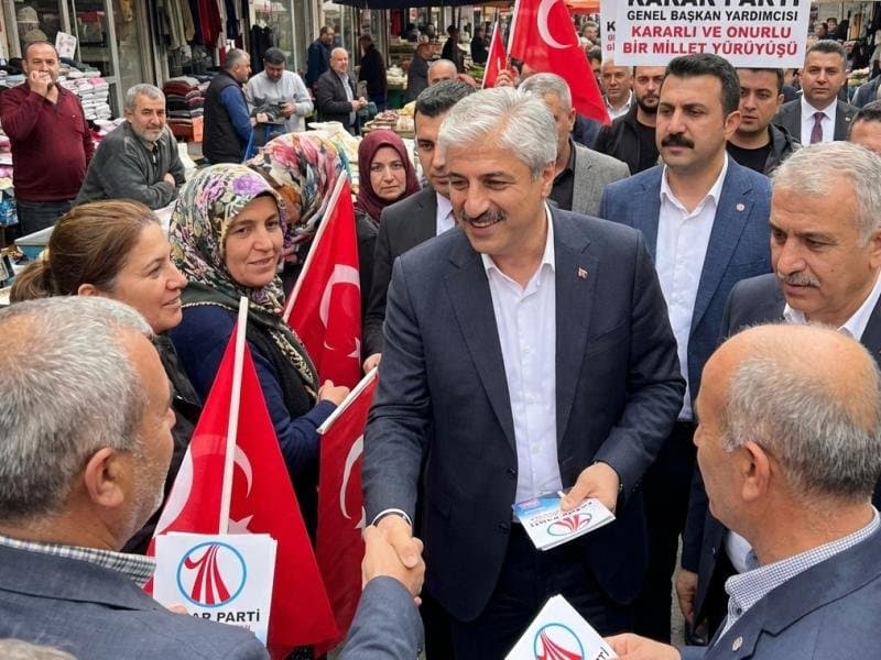Karar Parti Halkla Kucaklaşmaya Devam Ediyor